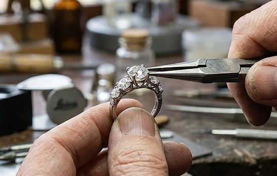 Borthwick Jewelry Provides Jewelry Repair Services